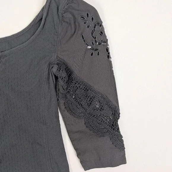 Free People Top XS Puff Crochet Sleeve Cropped Grey Prairie Cottagecore - Picture 2 of 5